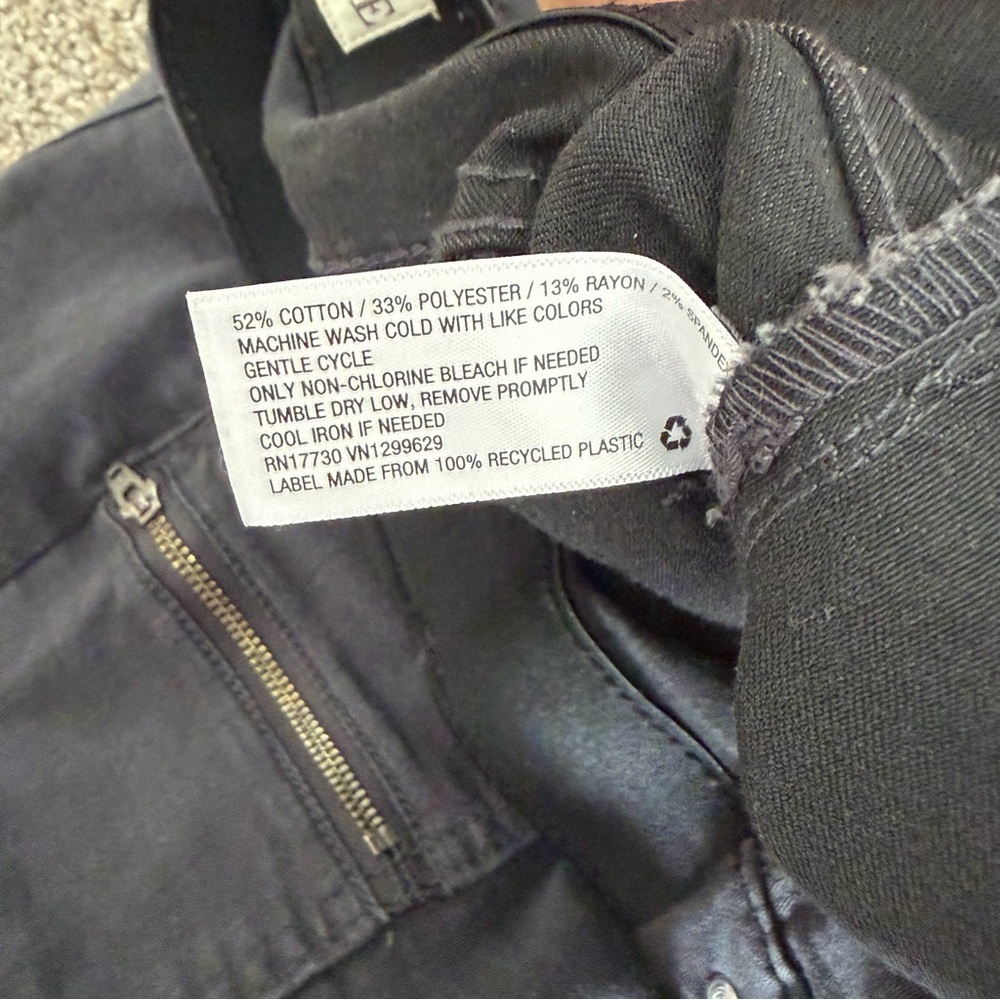 Knox Rose Charcoal Zippered Pants - Picture 4 of 7